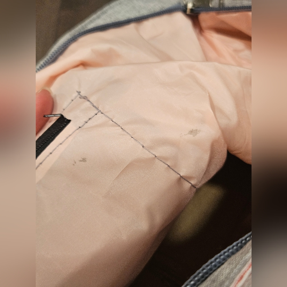 NEW Hello Kitty Zippered Tote Bag & Accessories Bundle - Picture 12 of 12